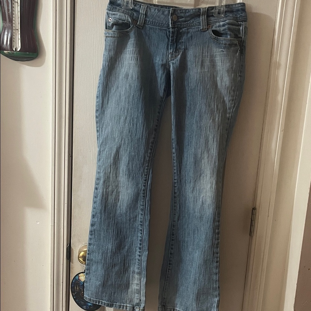 American Eagle women’s Distressed Blue Jeans - Picture 2 of 7